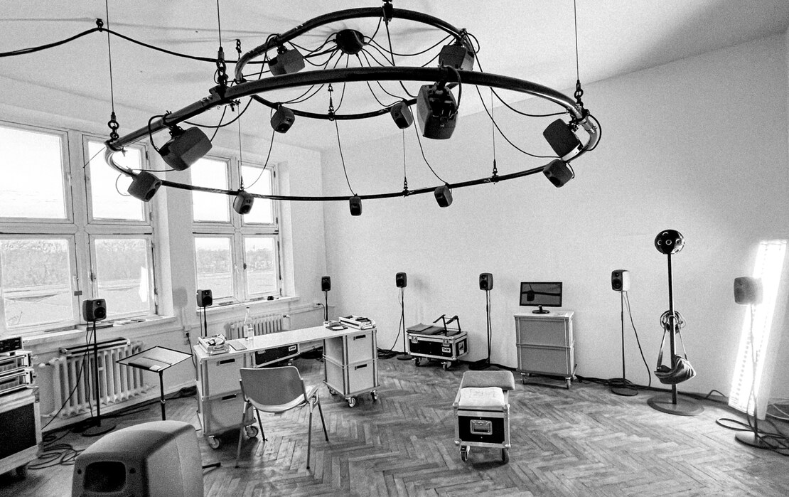SPÆS Lab, Berlin — le dôme de haut-parleurs modulaire.